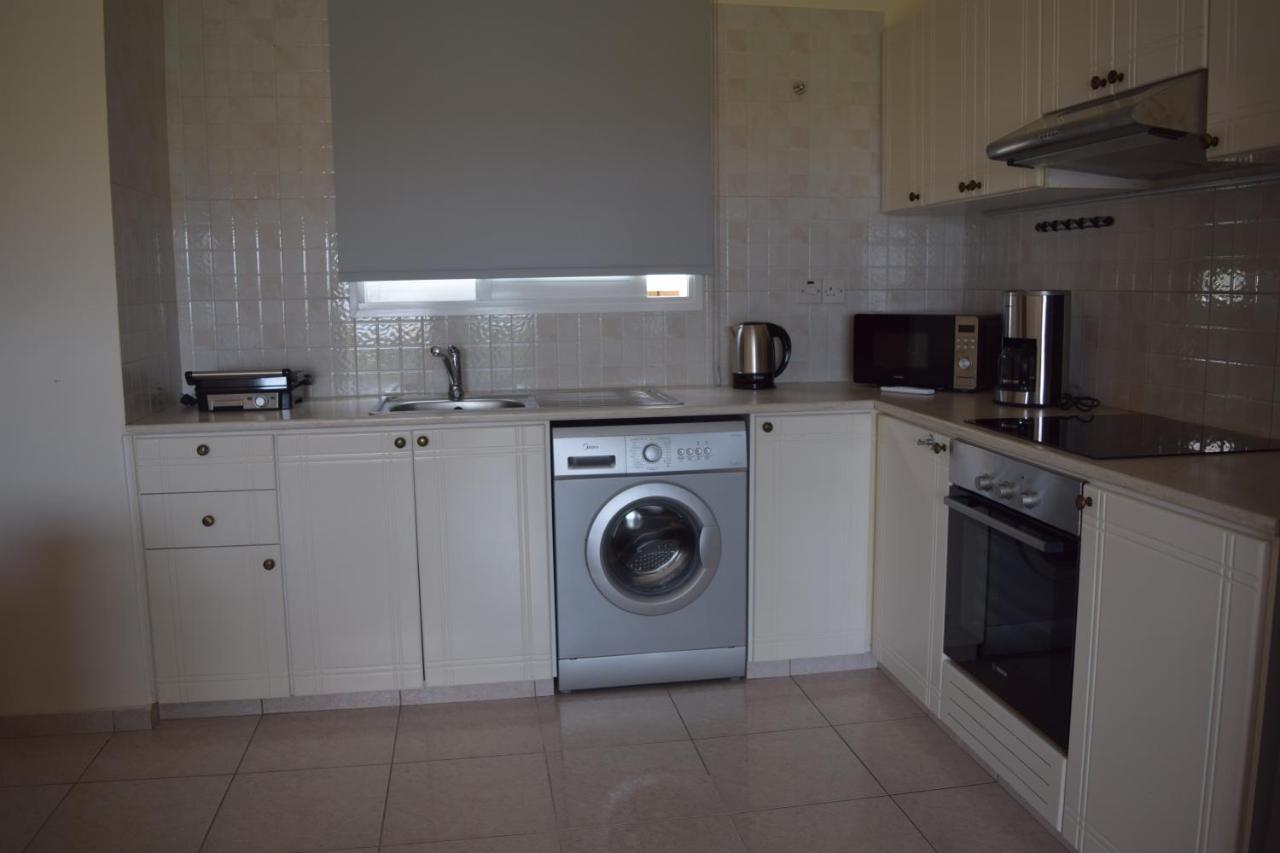 Eden Heights Sea View Apartment 203 - By Imh Travel & Tours Paphos Ngoại thất bức ảnh